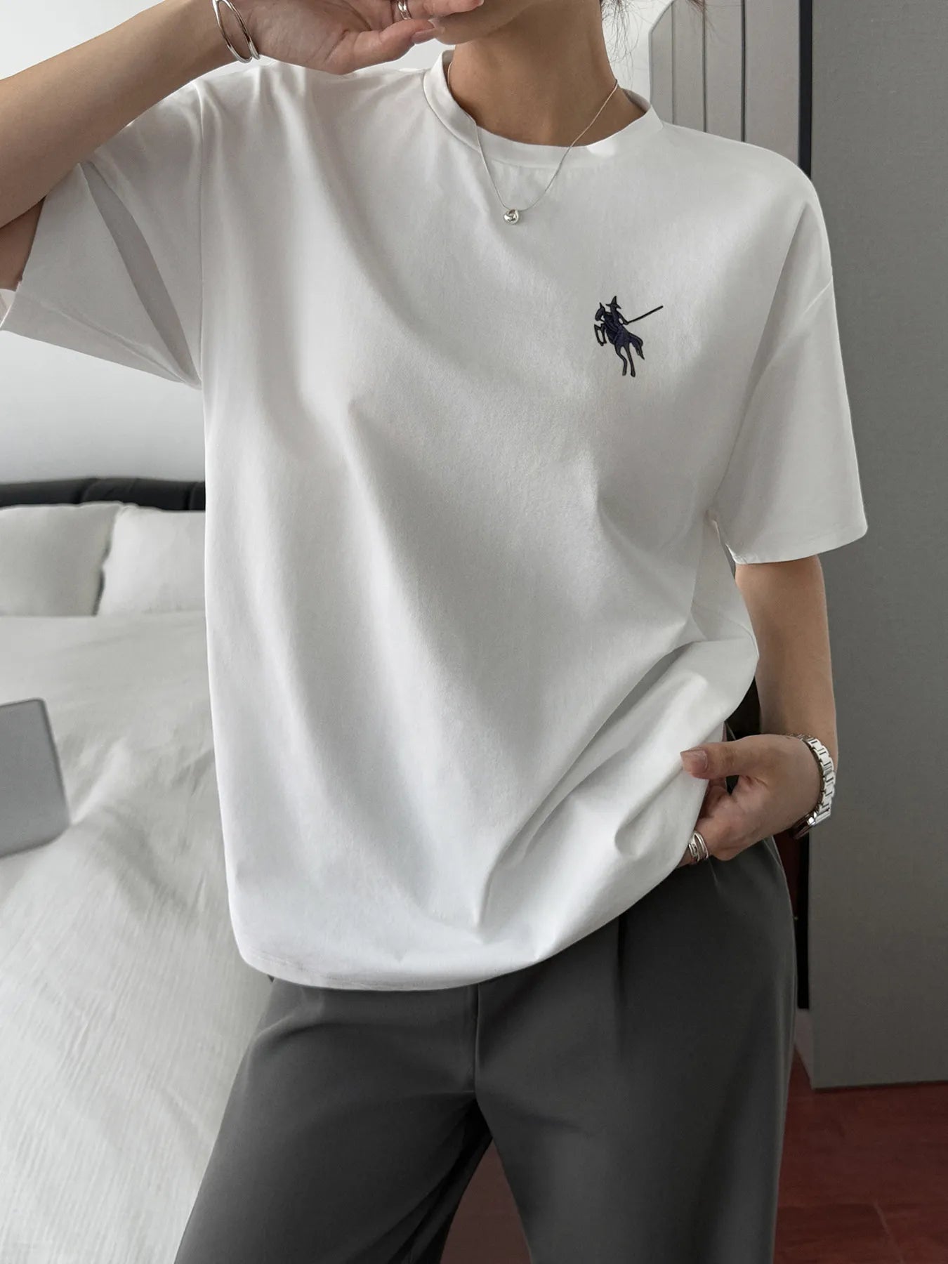 Trendsi Round Neck Short Sleeve T-Shirt