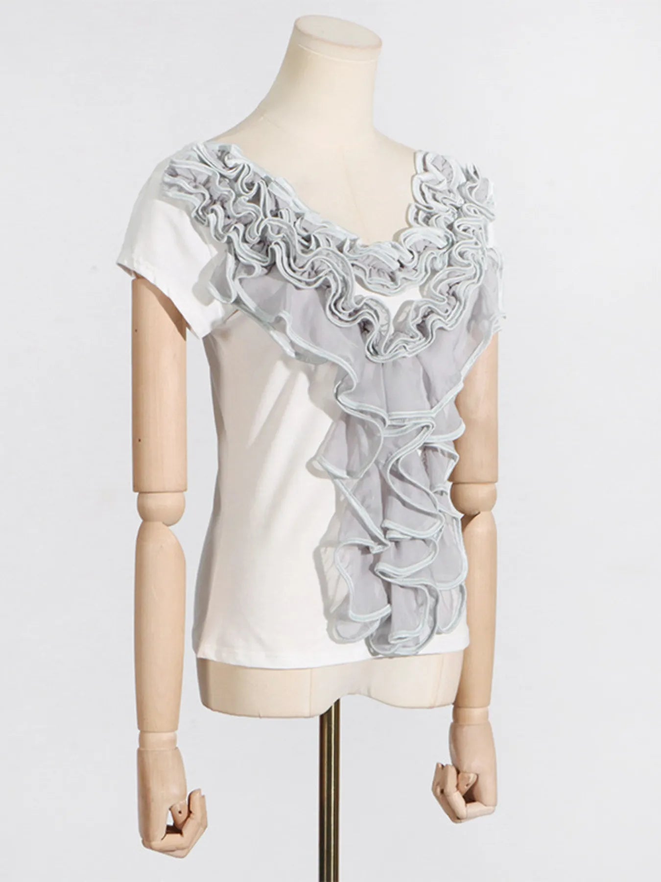 Trendsi Ruffled Round Neck Top