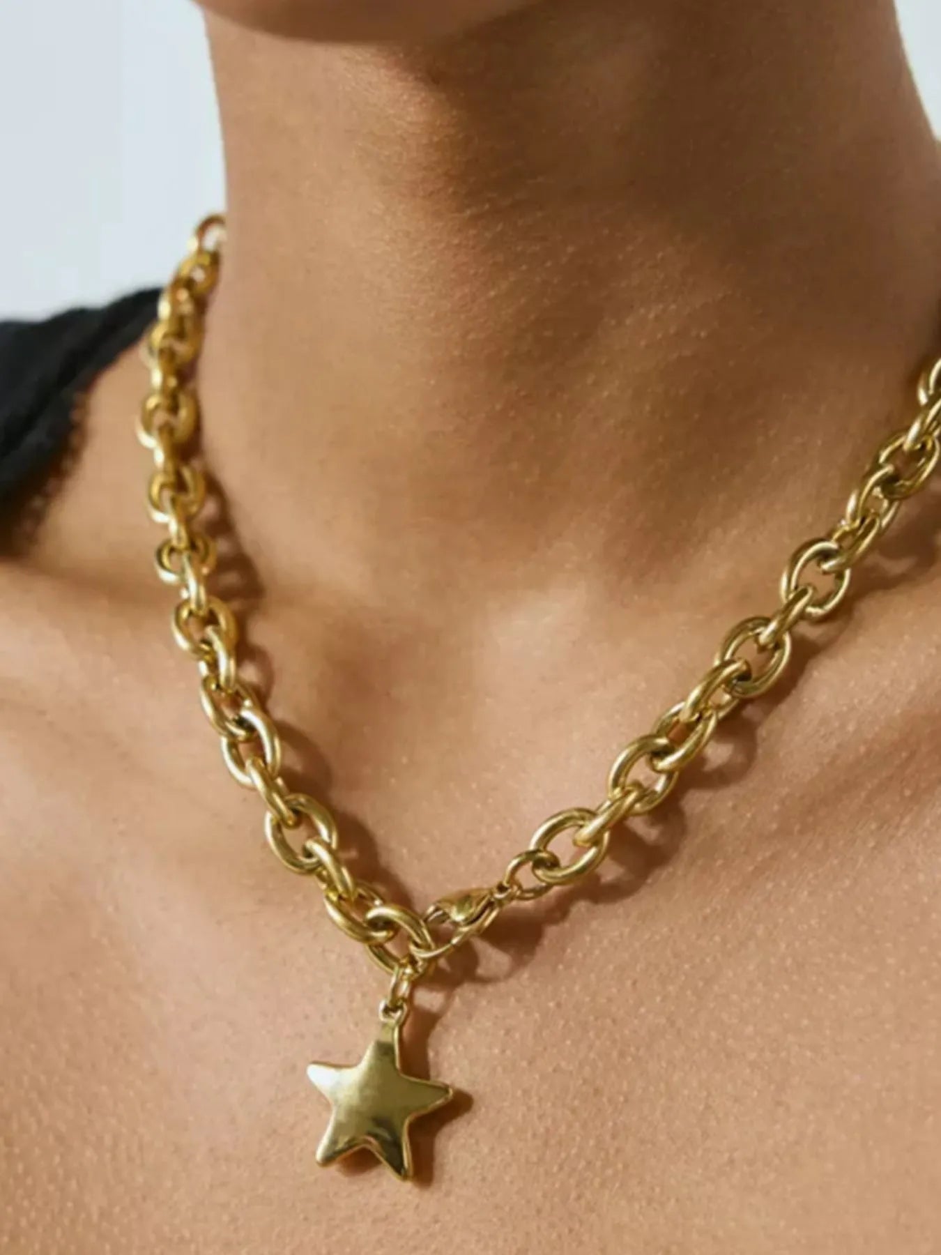 18K Gold-Plated Star Pendant Chain Necklace Easy Apparels