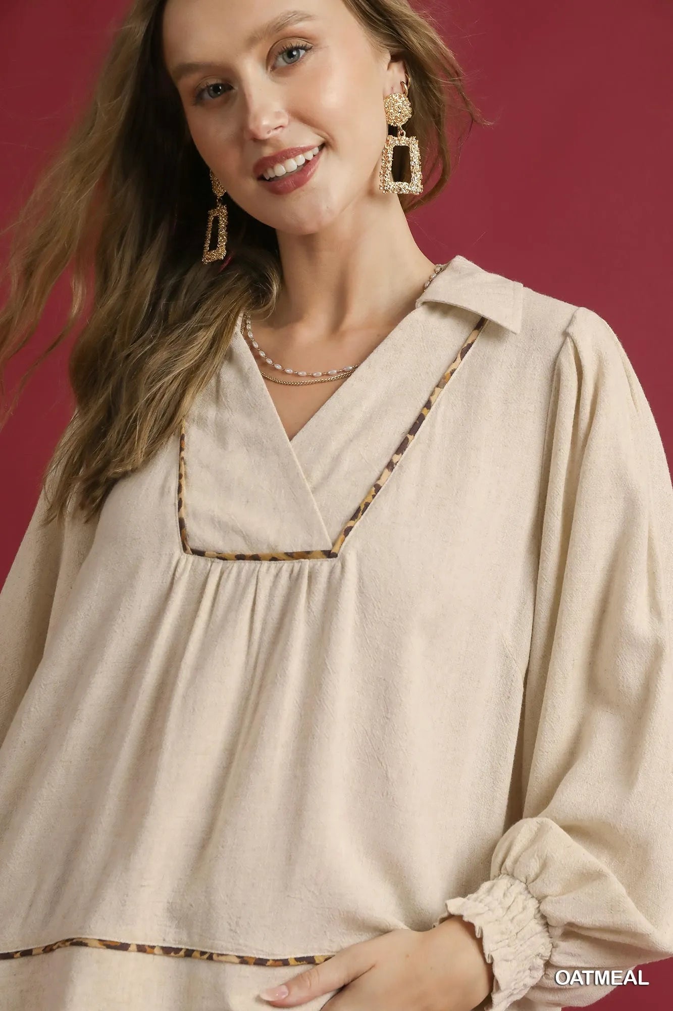 Umgee Full Size Linen Scallop Hem Blouse with Contrast Trim Plus Size Easy Apparels