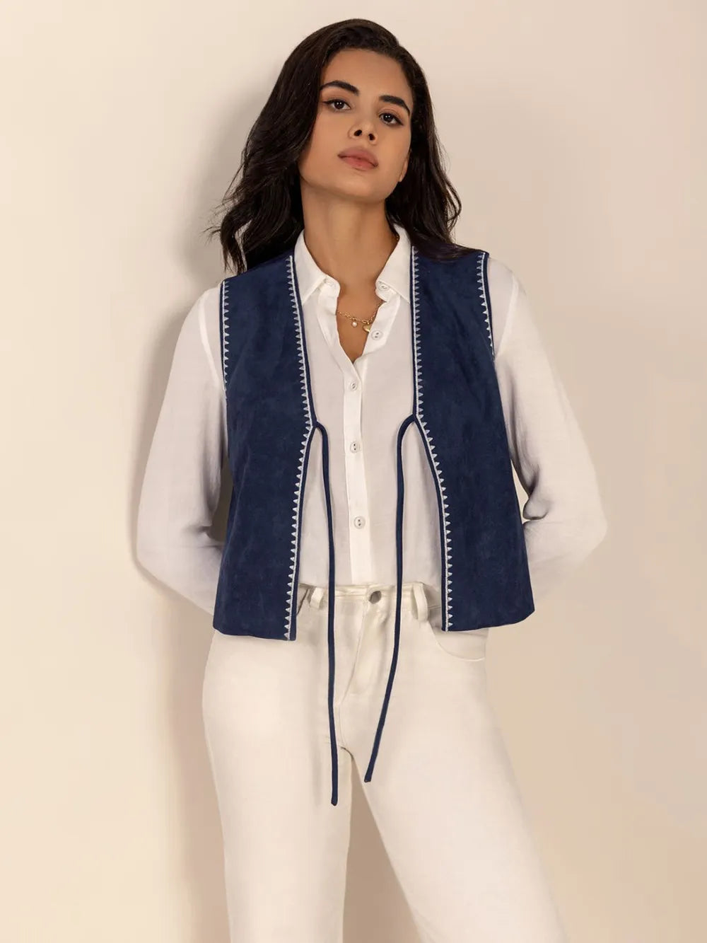 Tied Contrast Trim Vest Easy Apparels