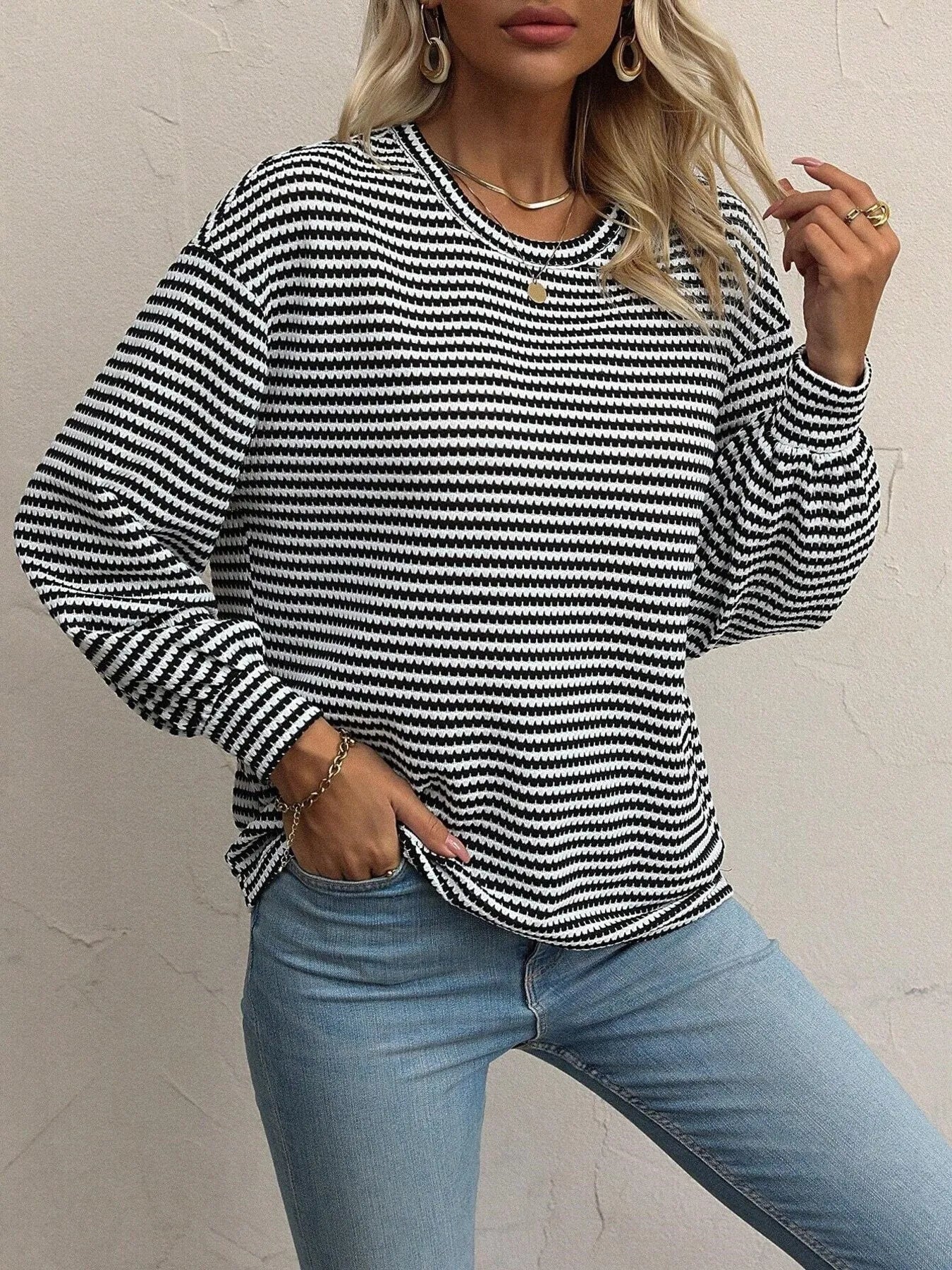 Trendsi Striped Round Neck Lantern Sleeve Top