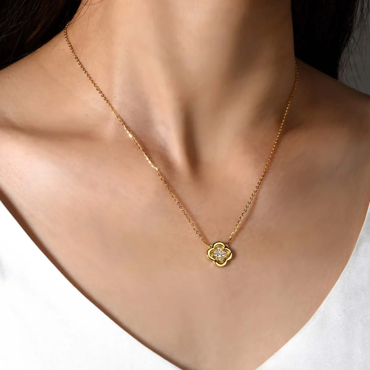 925 Sterling Silver Moissanite Leaf Clover Necklace Easy Apparels
