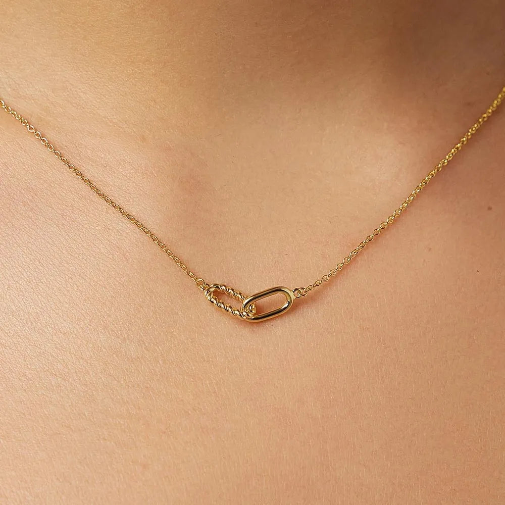 Interlocked Titanium Steel Necklace Easy Apparels