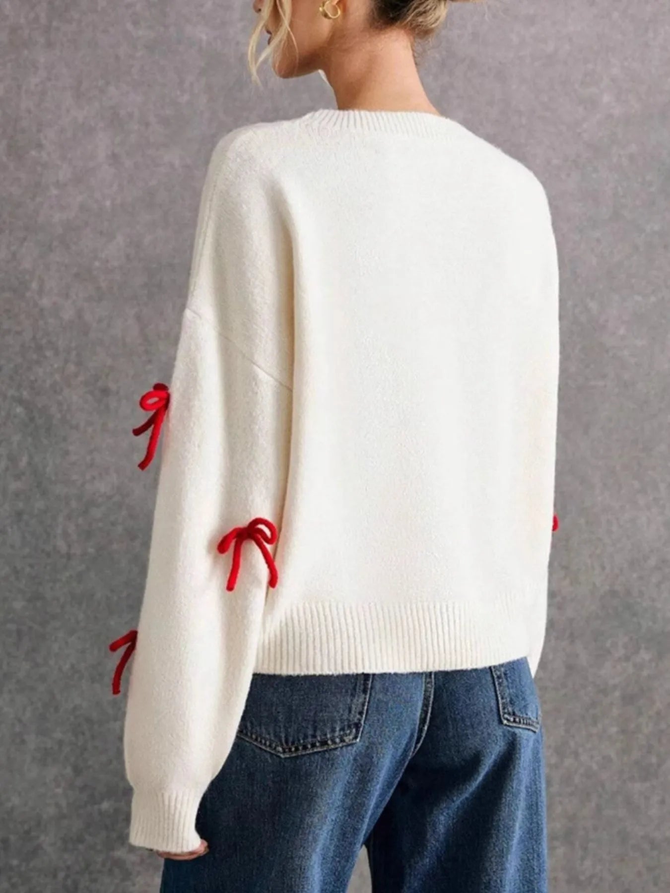 Trendsi Bow Contrast Round Neck Long Sleeve Sweater