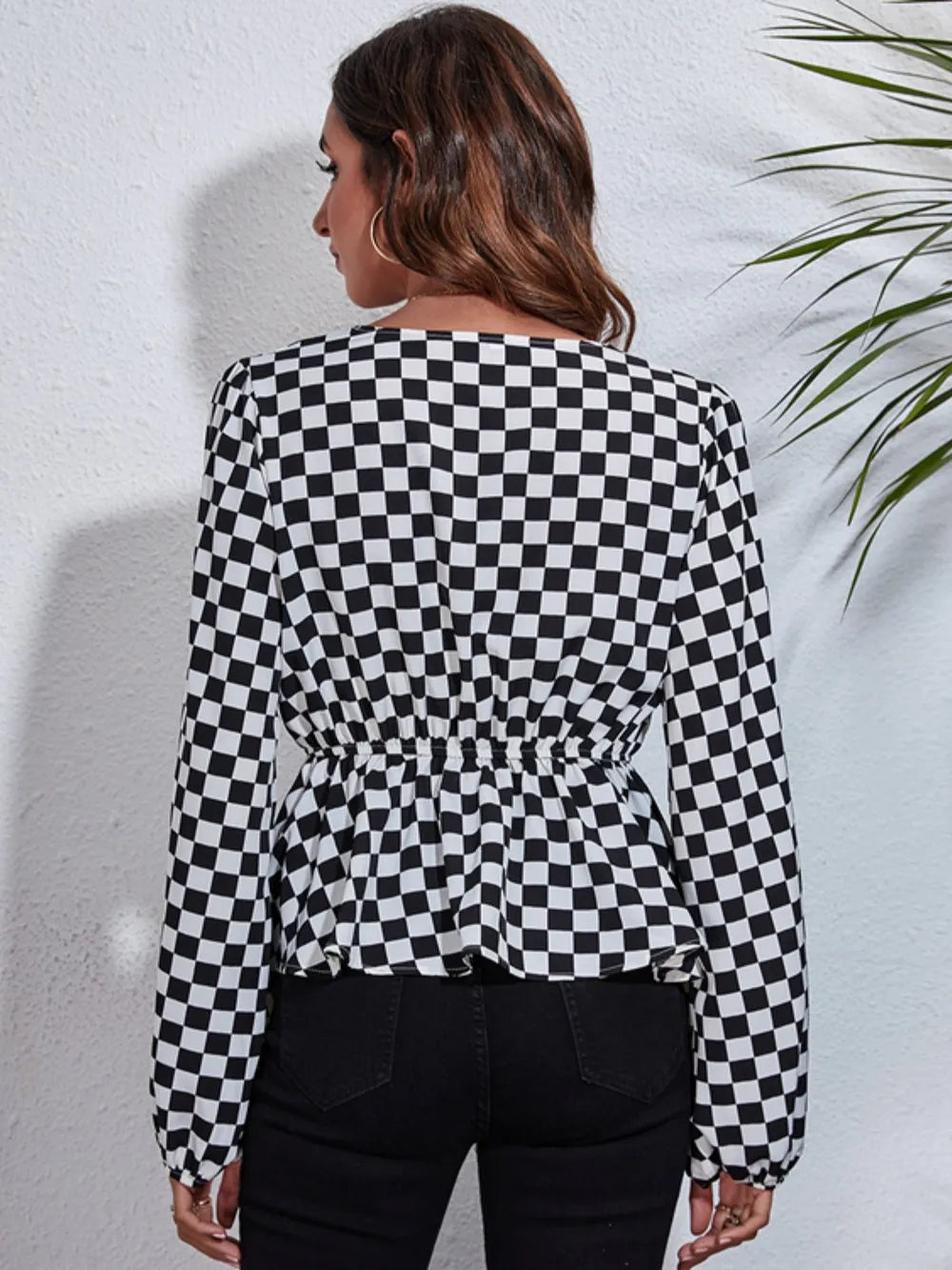 Trendsi Checkered V-Neck Balloon Sleeve Peplum Blouse