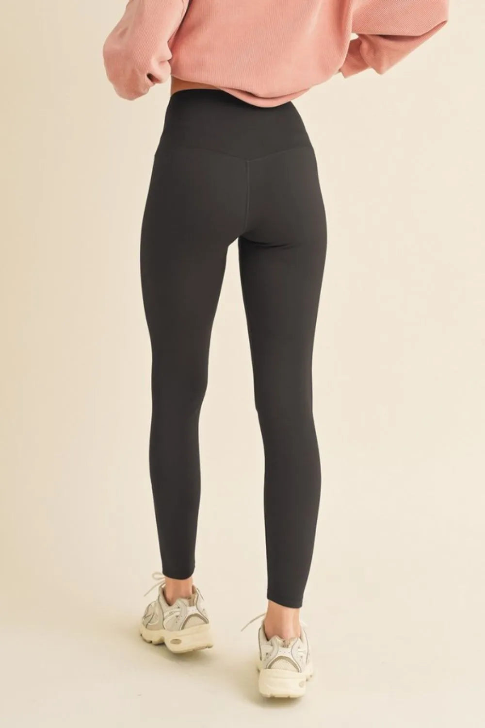 Yelete Full Size Fleece Lined High Waisted Leggings Easy Apparels