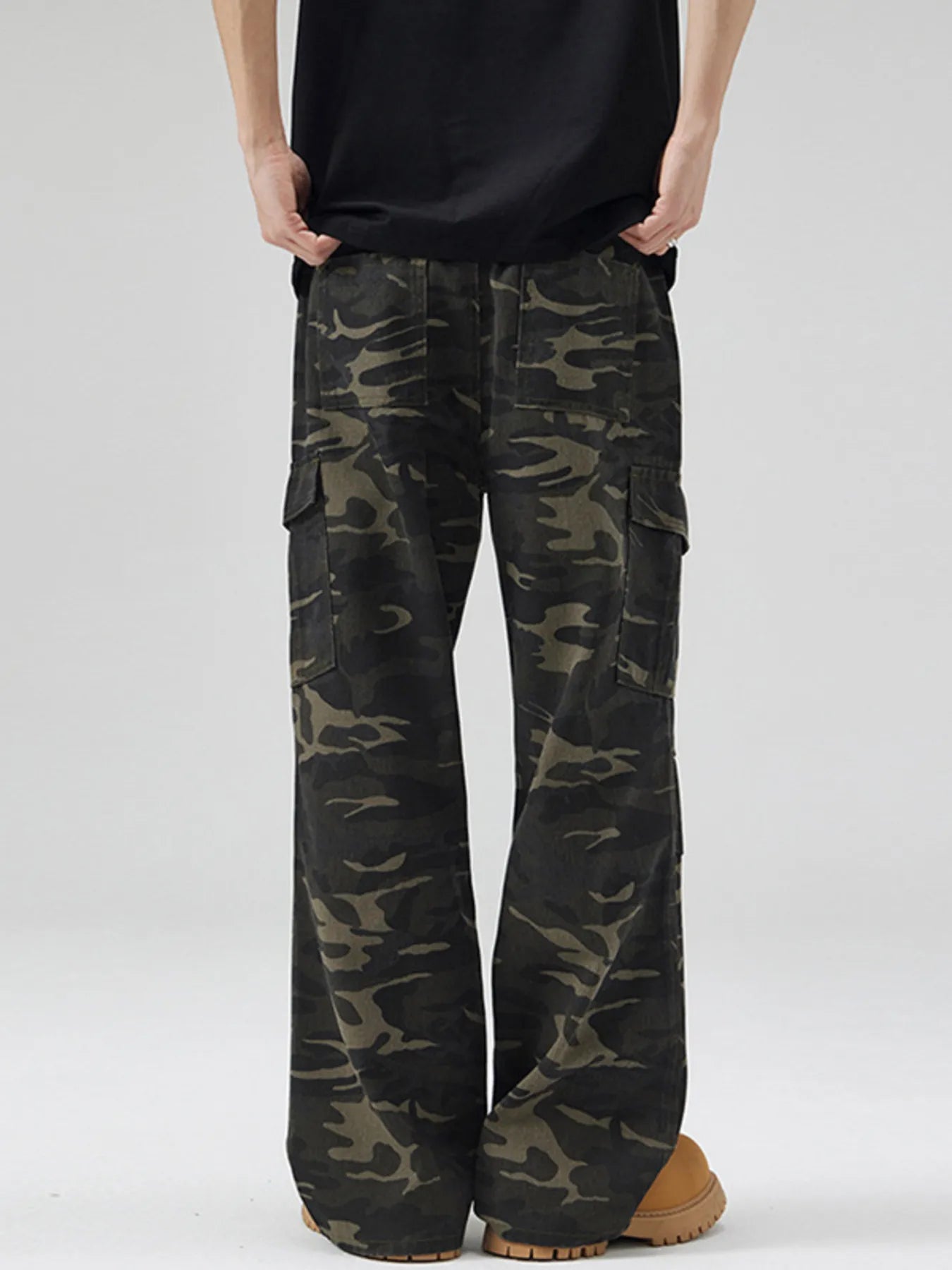 Men's Full Size Camouflage Cargo Pants with Multi-Pocket Plus Size Easy Apparels