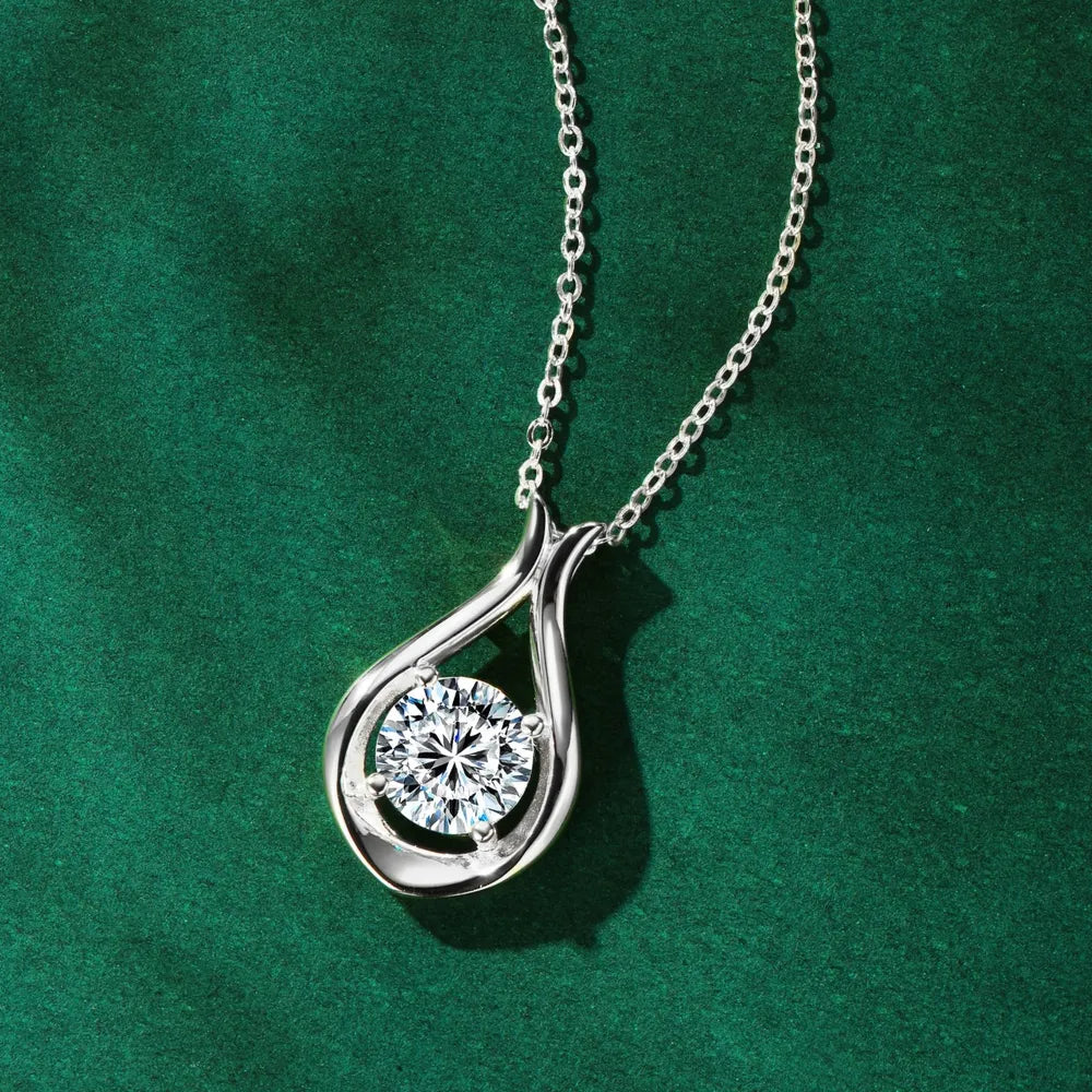 2 Carat Moissanite 925 Sterling Silver Pendant Necklace Easy Apparels