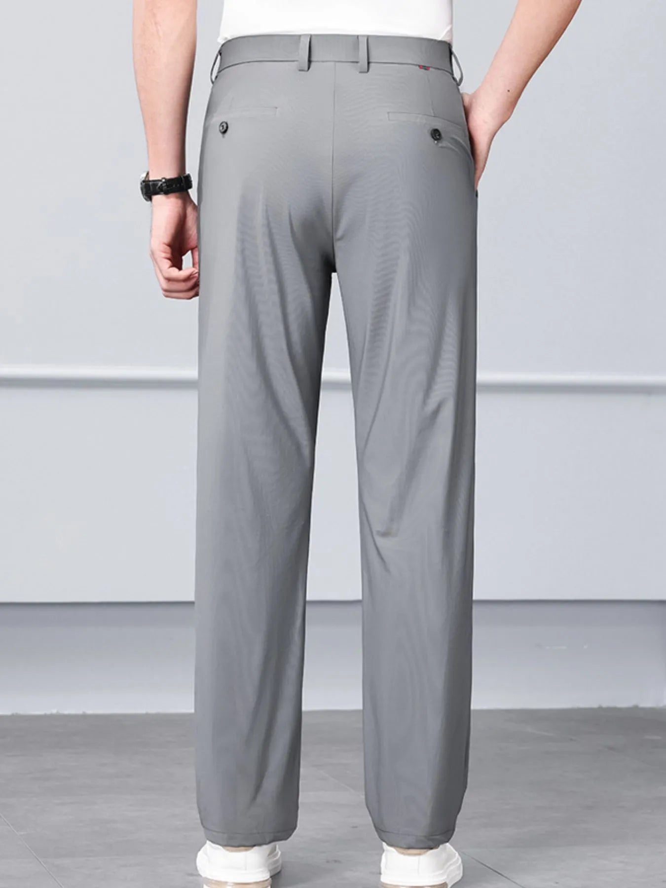 Men's Loose Fit Jeans with Pockets Easy Apparels
