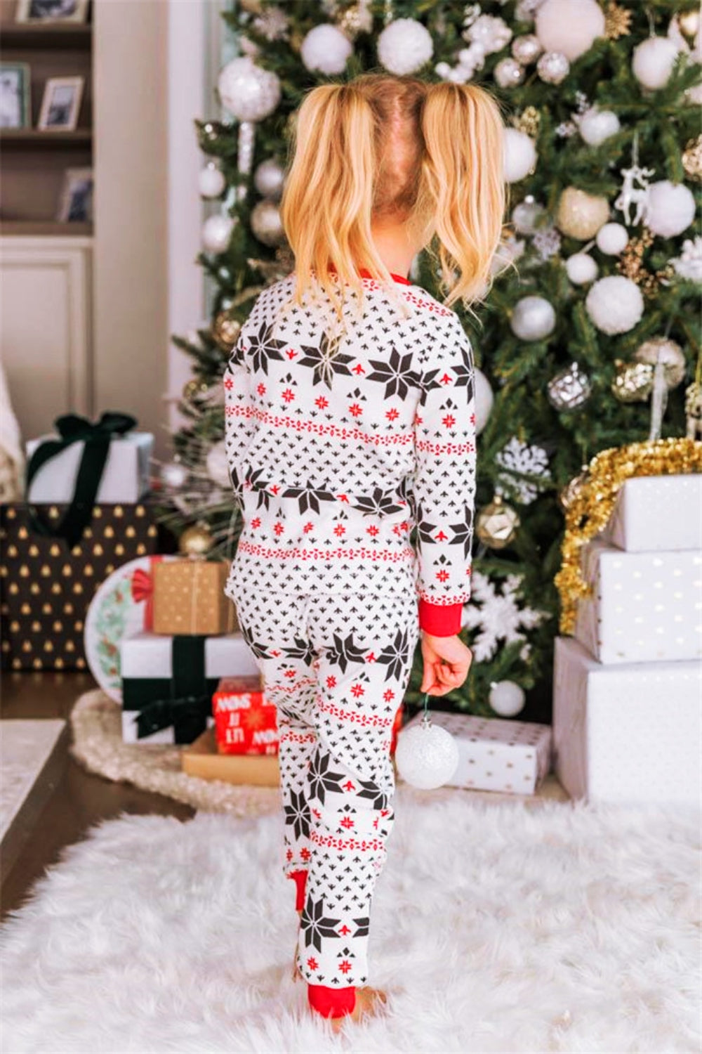 Snowflake Pattern Top and Pants Set Easy Apparels