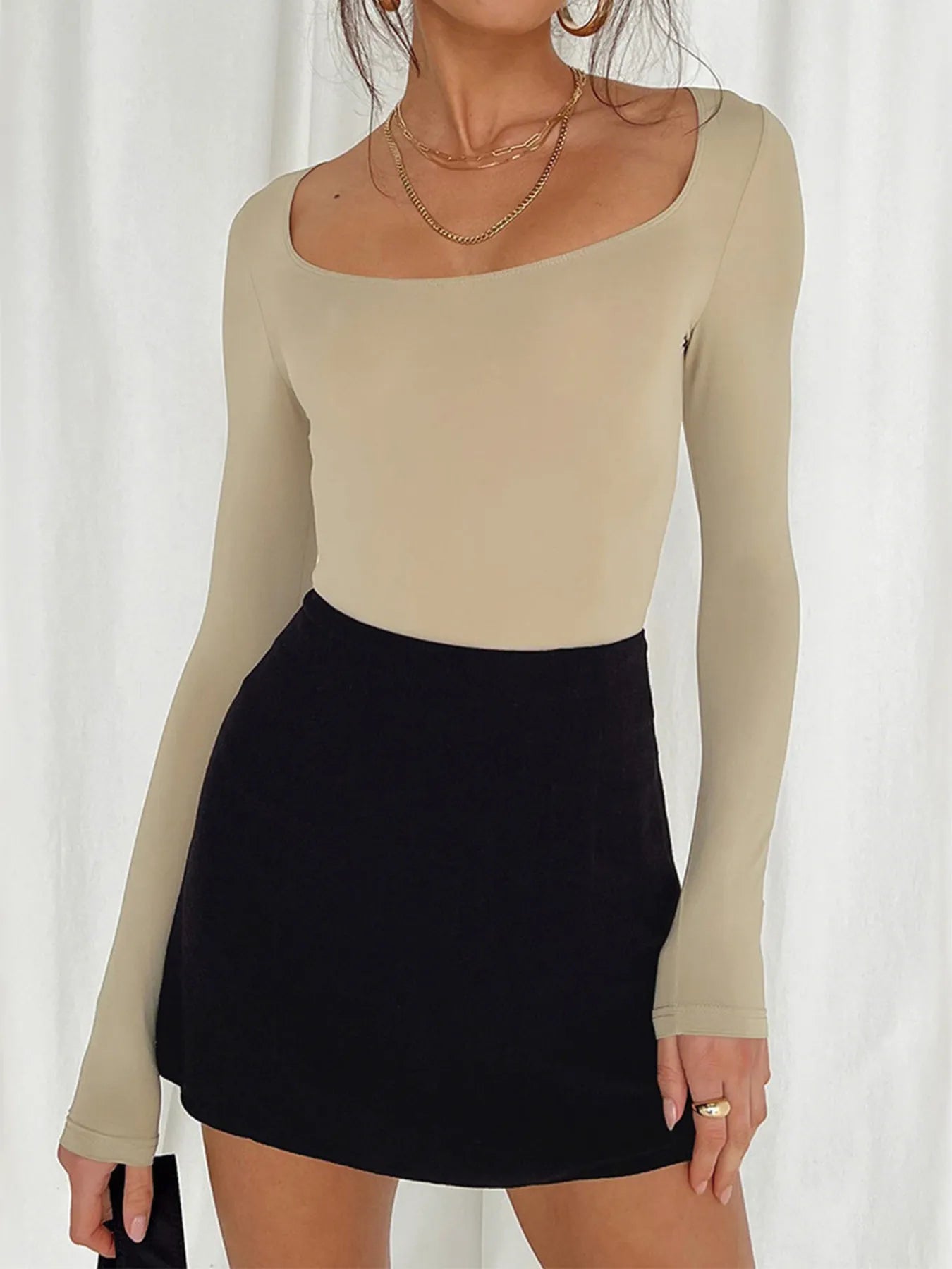 Trendsi Long Sleeve Scoop Neck Fitted T-Shirt Khaki