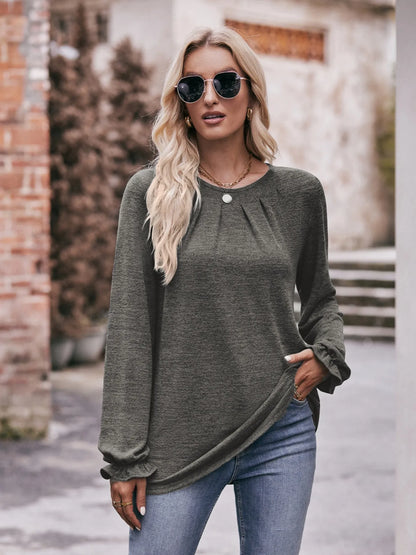 Trendsi Round Neck Long Sleeve Casual T-Shirt