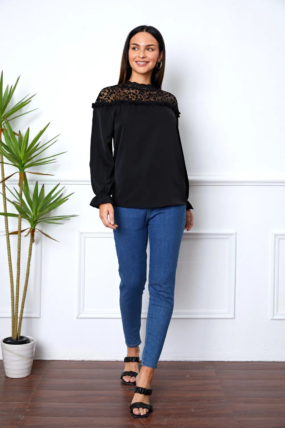 Trendsi Leopard Frill Flounce Sleeve Blouse