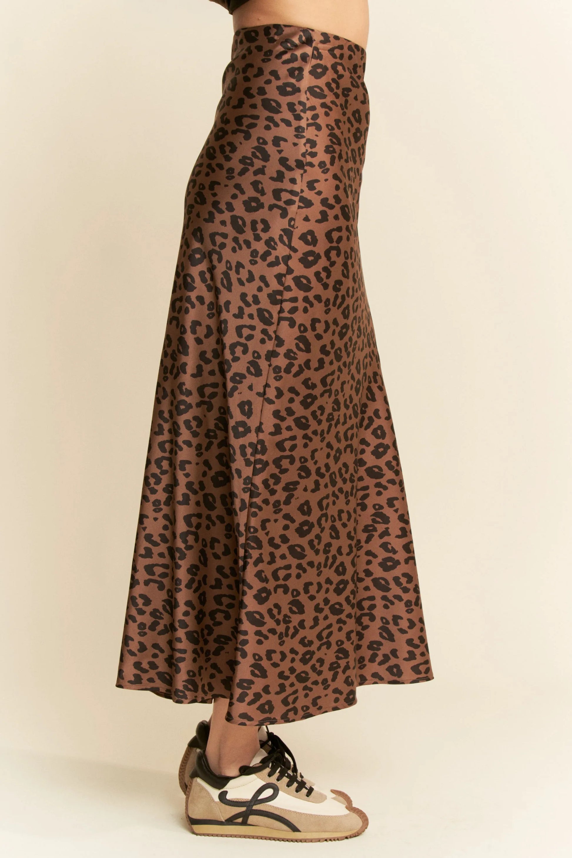 Davi & Dani Leopard Animal Print Long Length Skirt Easy Apparels