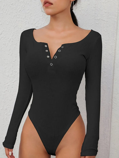 Trendsi Quarter Snap Ribbed Round Neck Long Sleeve Bodysuit Black