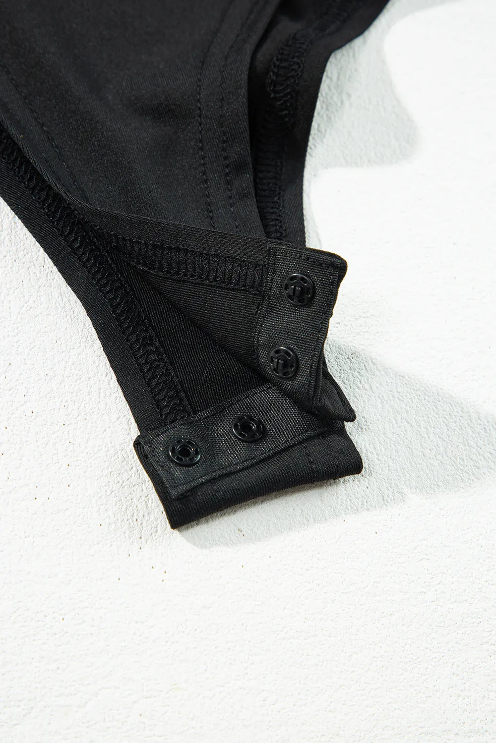 Trendsi Eyelet Lace Long Sleeve Bodysuit