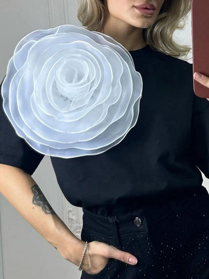 Trendsi Flower Round Neck Short Sleeve T-Shirt