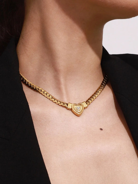 18K Gold-Plated Inlaid Zircon Heart Chain Necklace Gold One Size Easy Apparels
