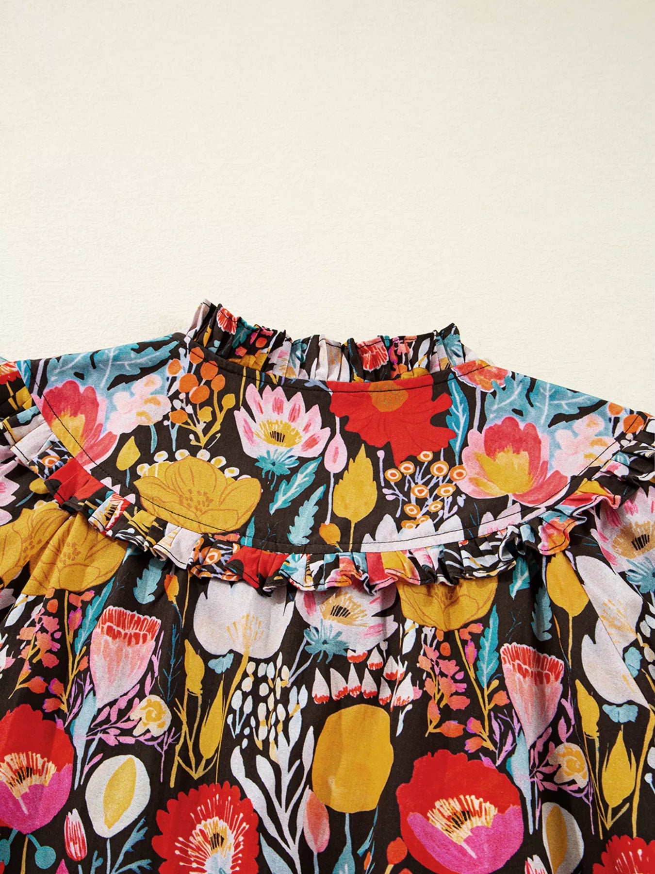 Trendsi Floral 3/4 Puff Sleeve Tied Neck Blouse