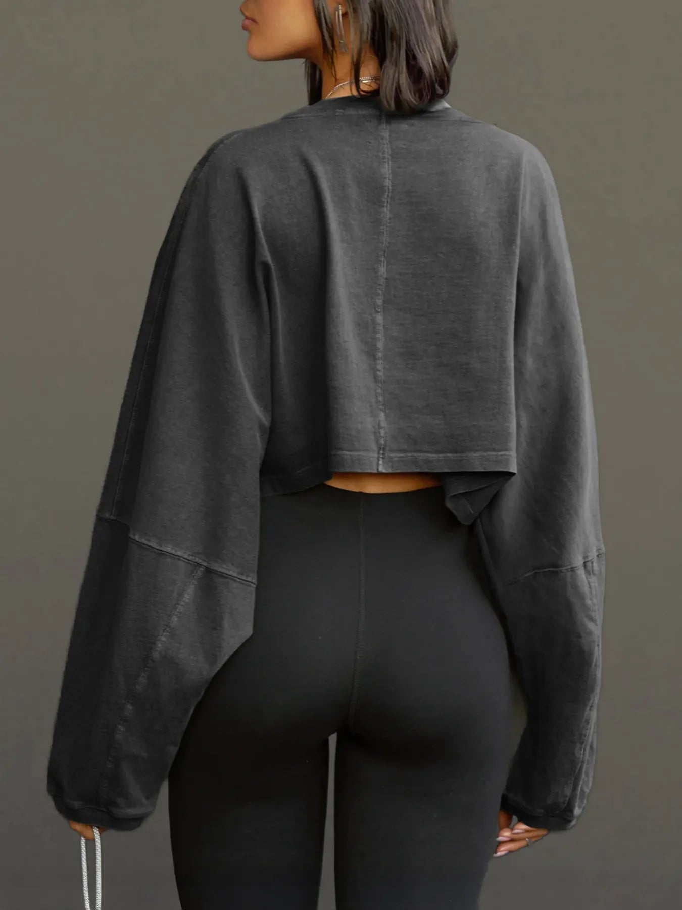 Trendsi Round Neck Long Sleeve Crop Sweatshirt