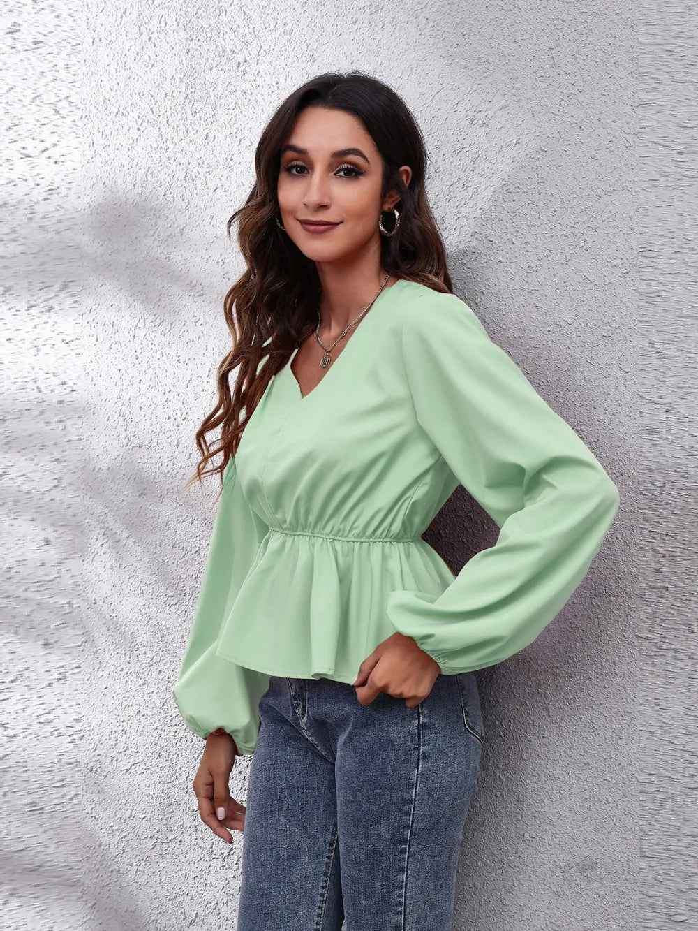 Trendsi V-Neck Balloon Sleeve Peplum Blouse