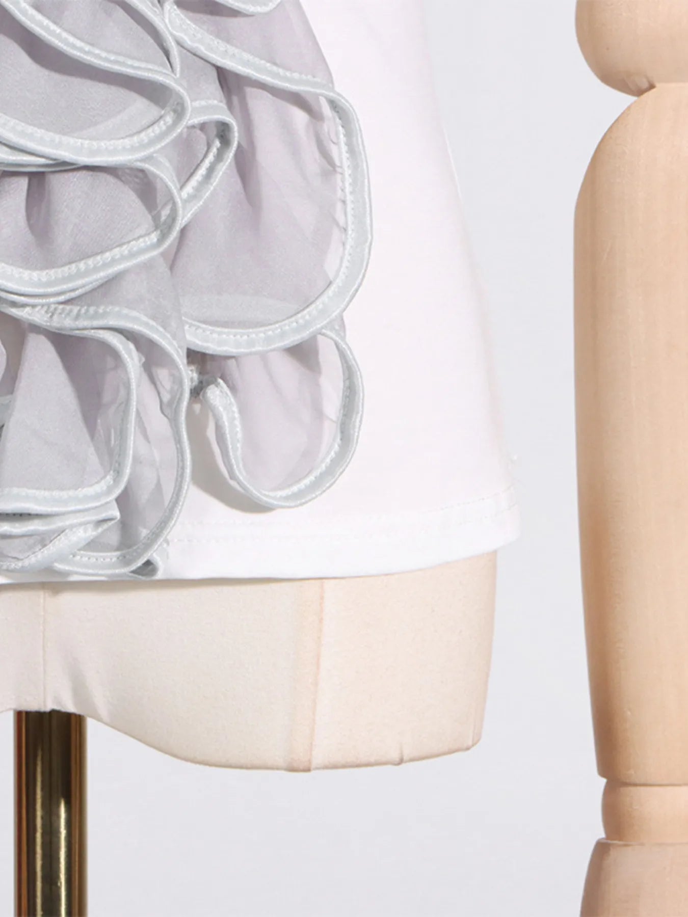 Trendsi Ruffled Round Neck Top