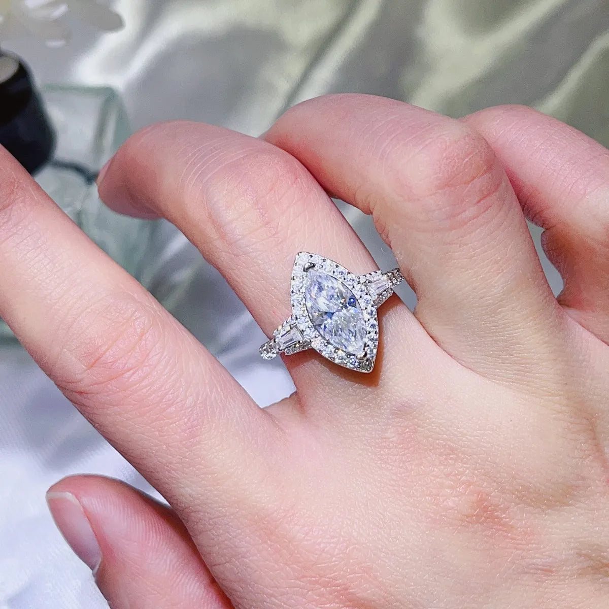 2 Carat Moissanite 925 Sterling Silver Ring White Easy Apparels