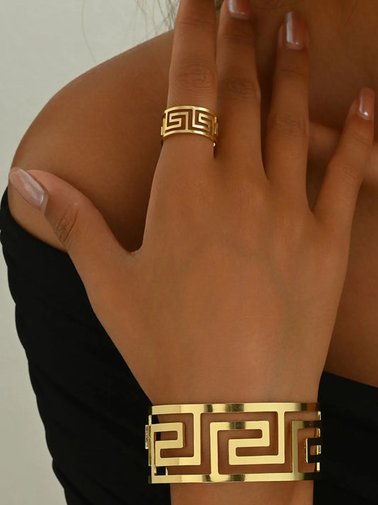 18K Gold-Plated Stainless Steel Geometric Bracelet and Ring Jewelry Set Gold One Size Easy Apparels