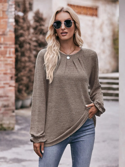 Trendsi Round Neck Long Sleeve Casual T-Shirt