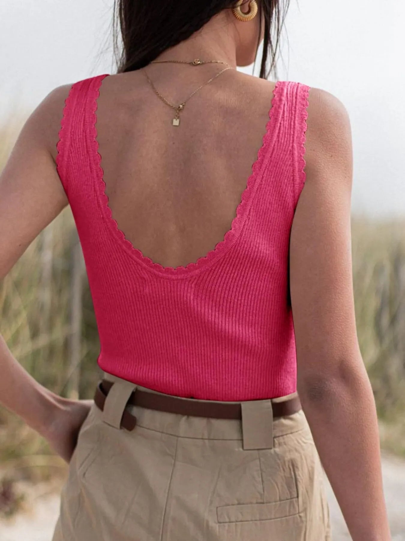 Trendsi Ribbed Scoop Neck Tank Top