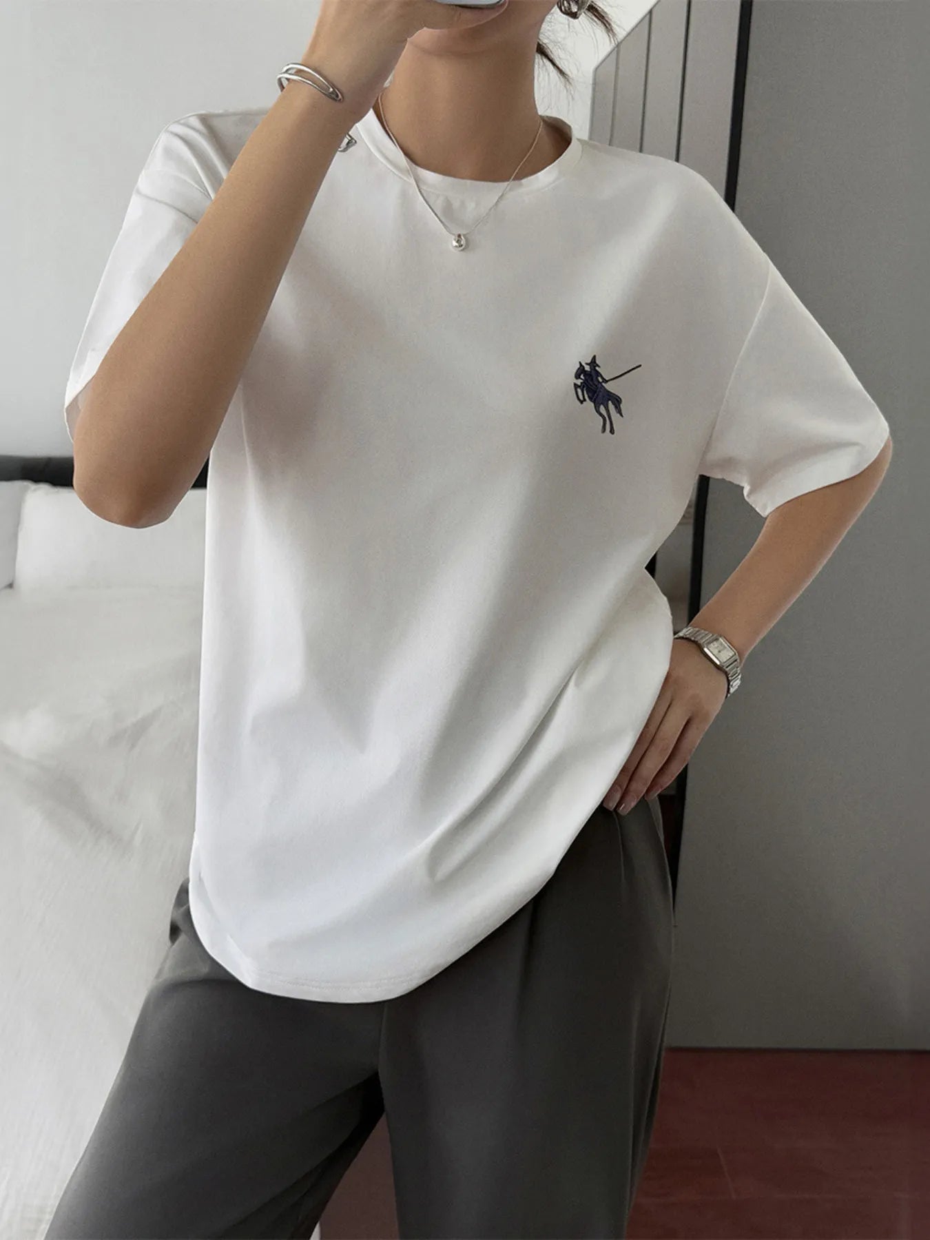 Trendsi Round Neck Short Sleeve T-Shirt