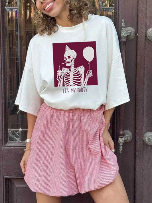 Trendsi Plus Size Graphic Round Neck Half Sleeve T-Shirt White