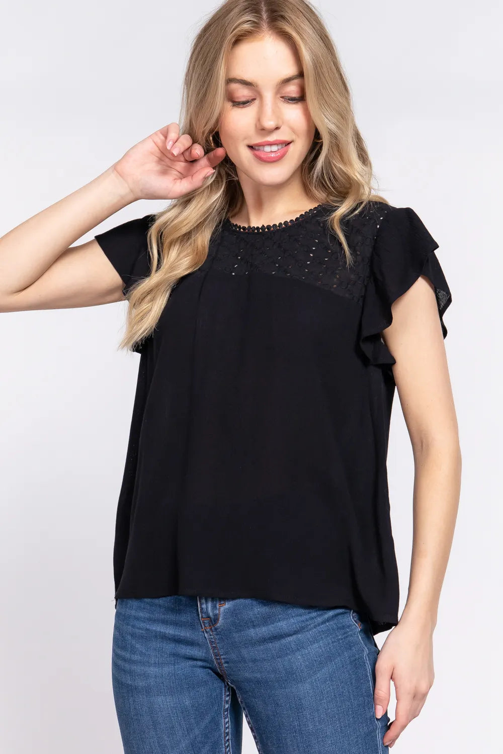 Trendsi ACTIVE BASIC Ruffle Short Sleeve Crochet Blouse Black