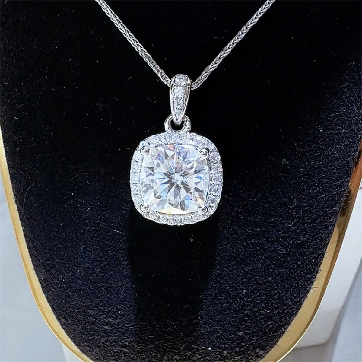 5 Carat Moissanite 925 Sterling Silver Necklace Easy Apparels