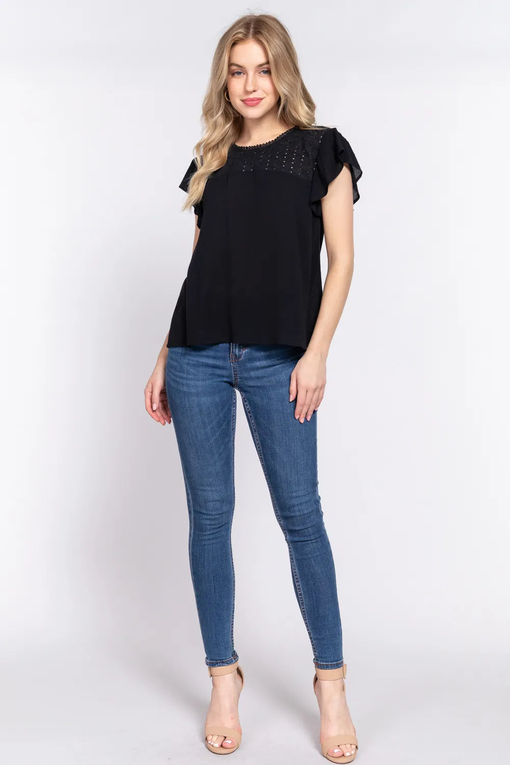 Trendsi ACTIVE BASIC Ruffle Short Sleeve Crochet Blouse