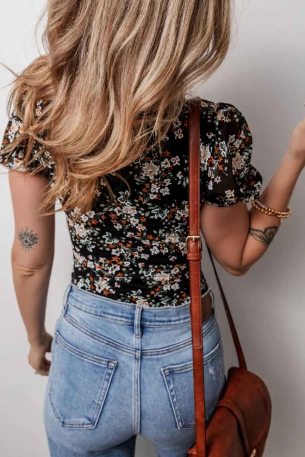 Trendsi Printed Scoop Neck Short Sleeve Bodysuit