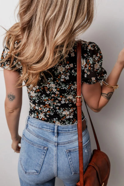 Trendsi Printed Scoop Neck Short Sleeve Bodysuit