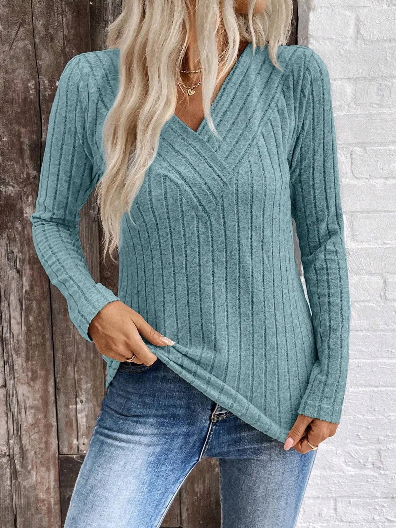 Trendsi Ribbed V-Neck Long Sleeve Knit T-Shirt