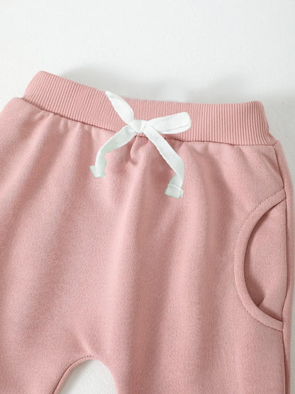 Children's Letter Graphic Sweatshirt and Pants Set Easy Apparels