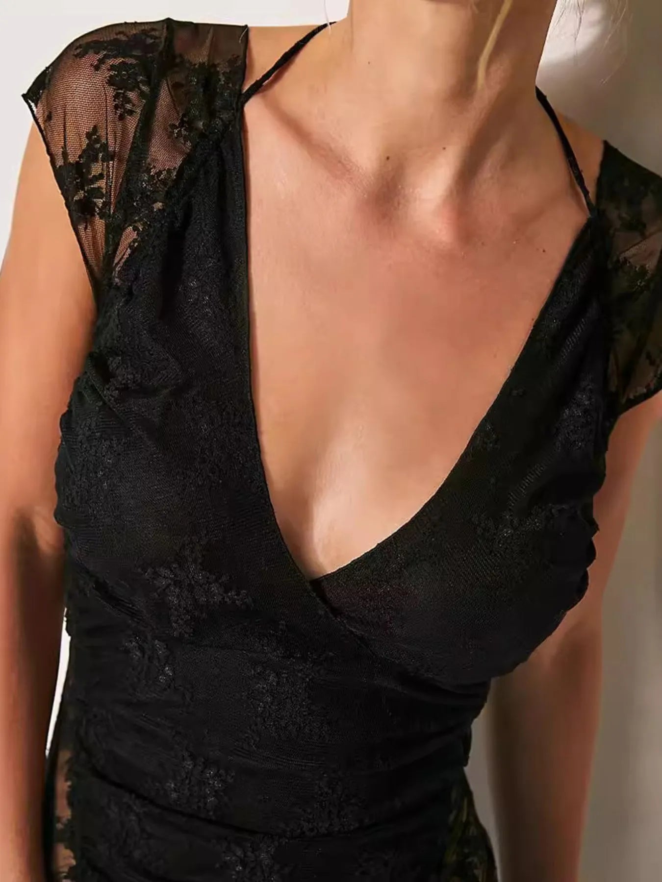 Trendsi Lace Cap Sleeve Ruched T-Shirt