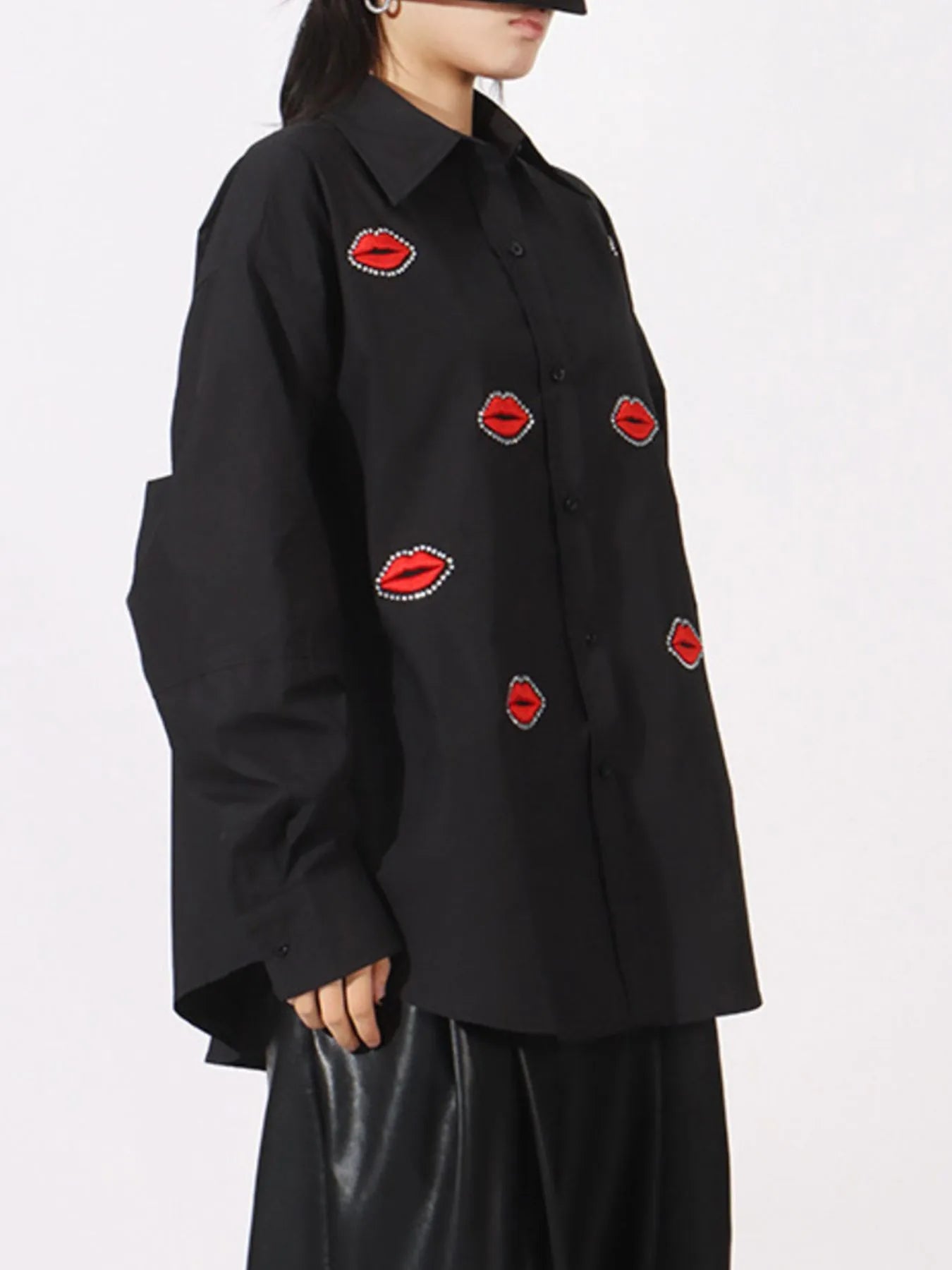 Trendsi Lips Button Up Long Sleeve Shirt