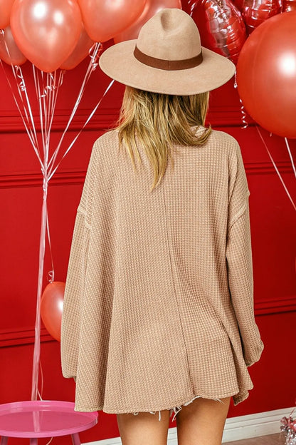 Trendsi BiBi V-Neck Waffle Uneven Hem Top