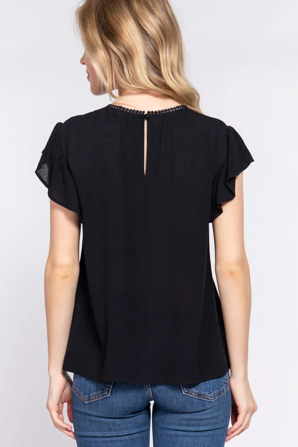 Trendsi ACTIVE BASIC Ruffle Short Sleeve Crochet Blouse