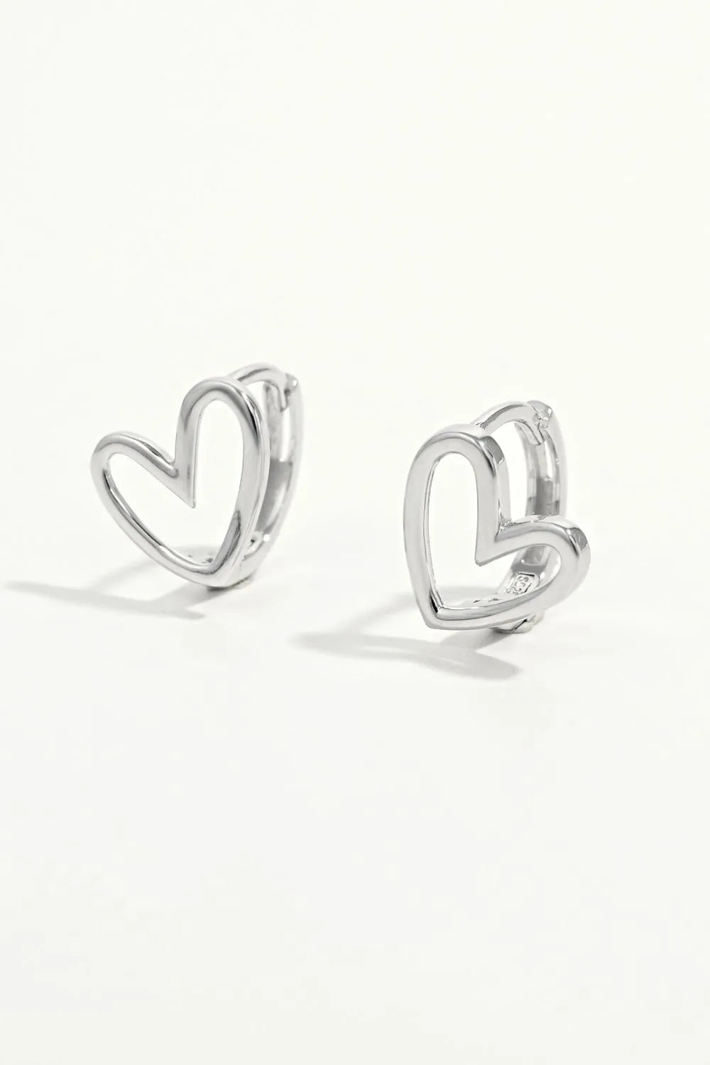 925 Sterling Silver Heart Shape Earrings Easy Apparels