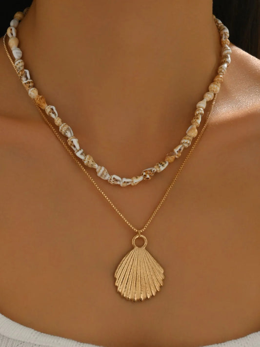 18K Gold-Plated Shell Layered Shell Pendant Necklace Gold One Size Easy Apparels