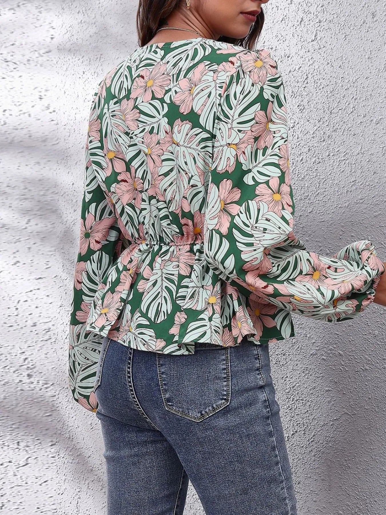 Trendsi Floral V-Neck Balloon Sleeve Blouse
