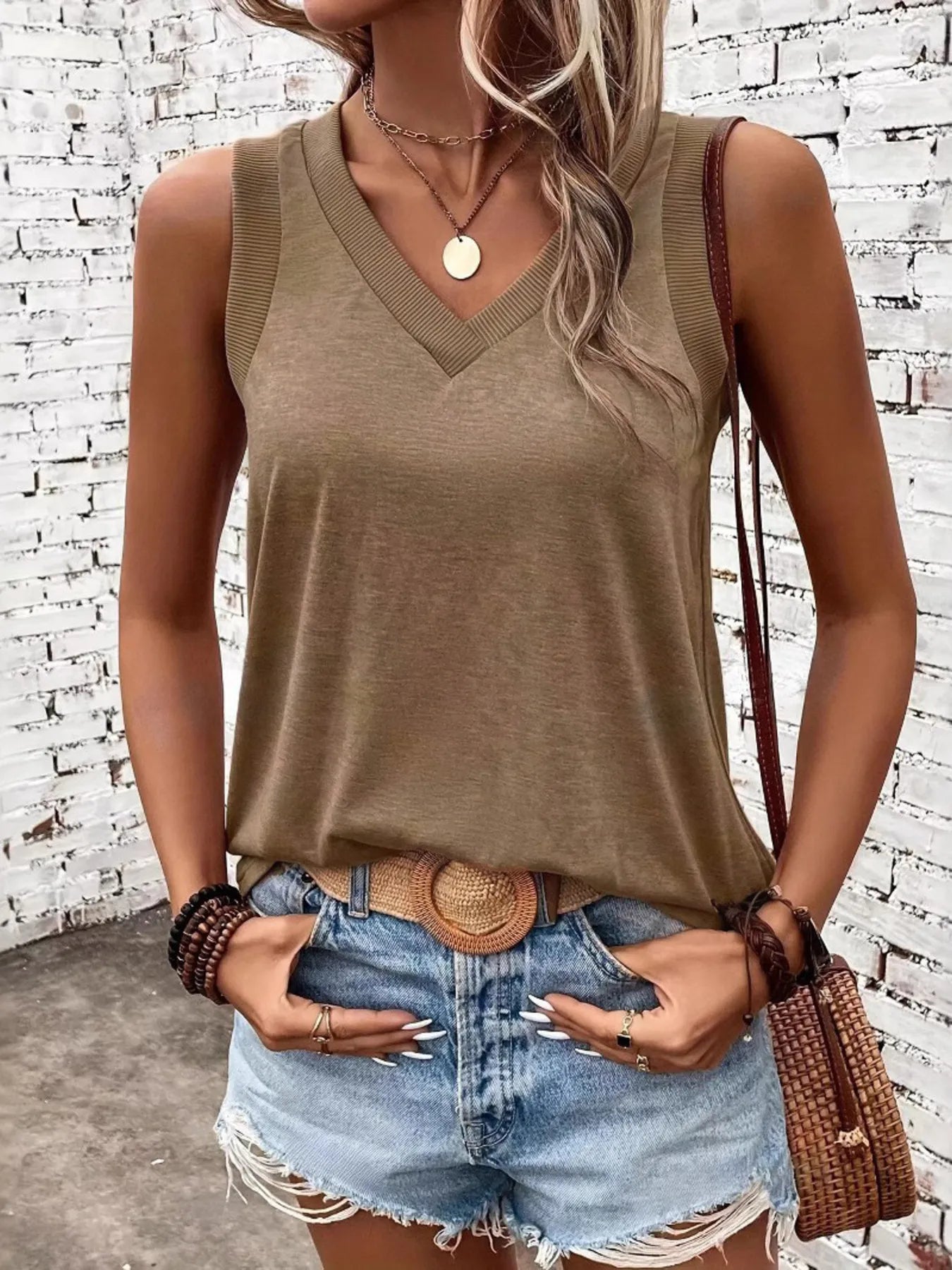 Trendsi V-Neck Tank Khaki