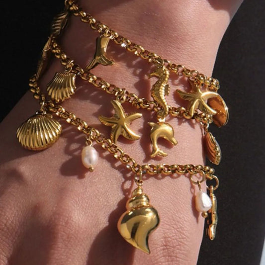 18K Gold-Plated Sea Shell Charm Bracelet Gold One Size Easy Apparels
