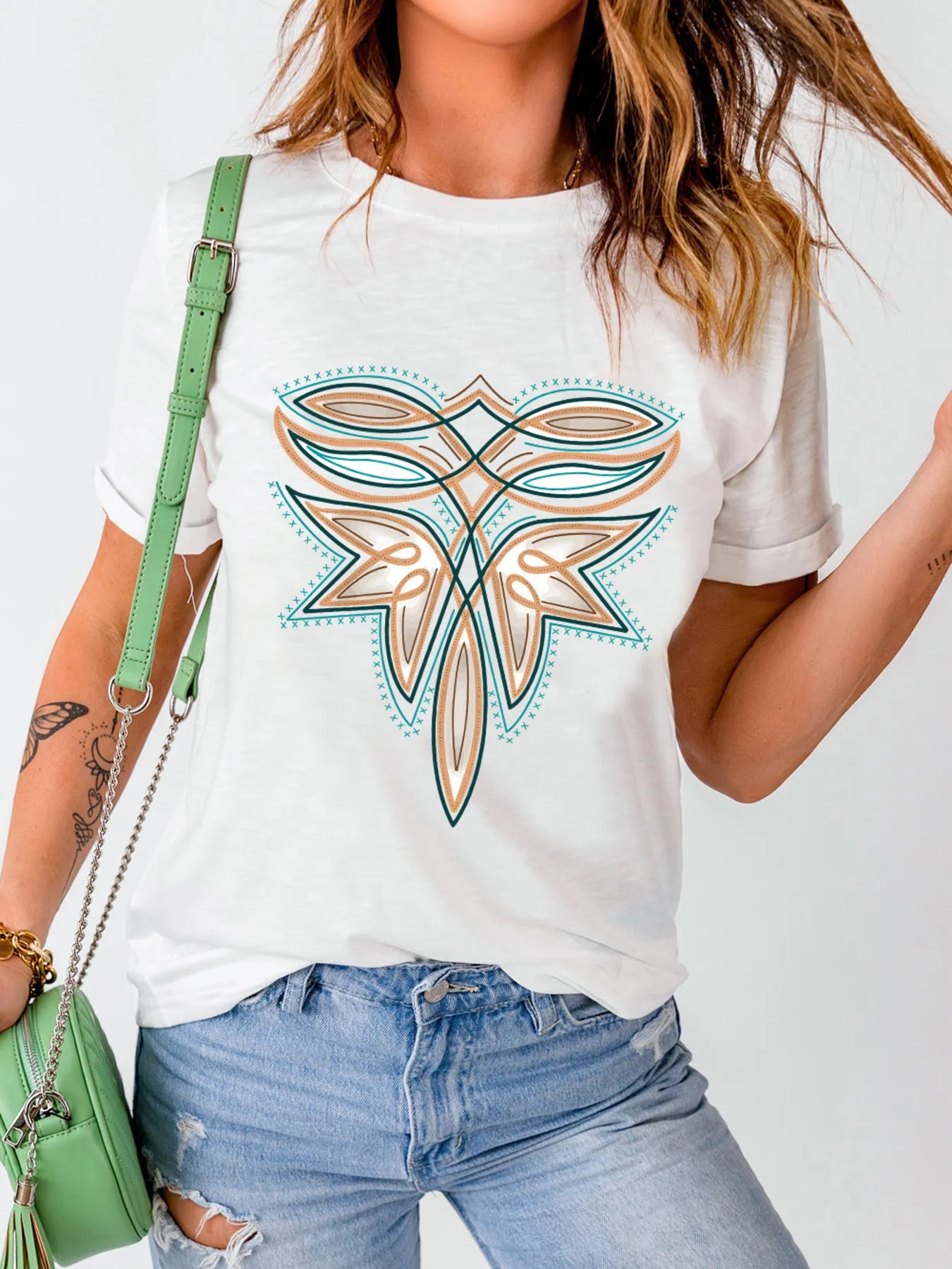 Trendsi Graphic Round Neck Short Sleeve T-Shirt
